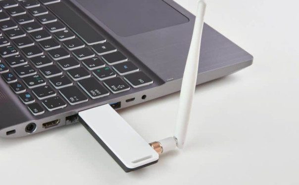 Laptop-with-USB-Wi-Fi-card